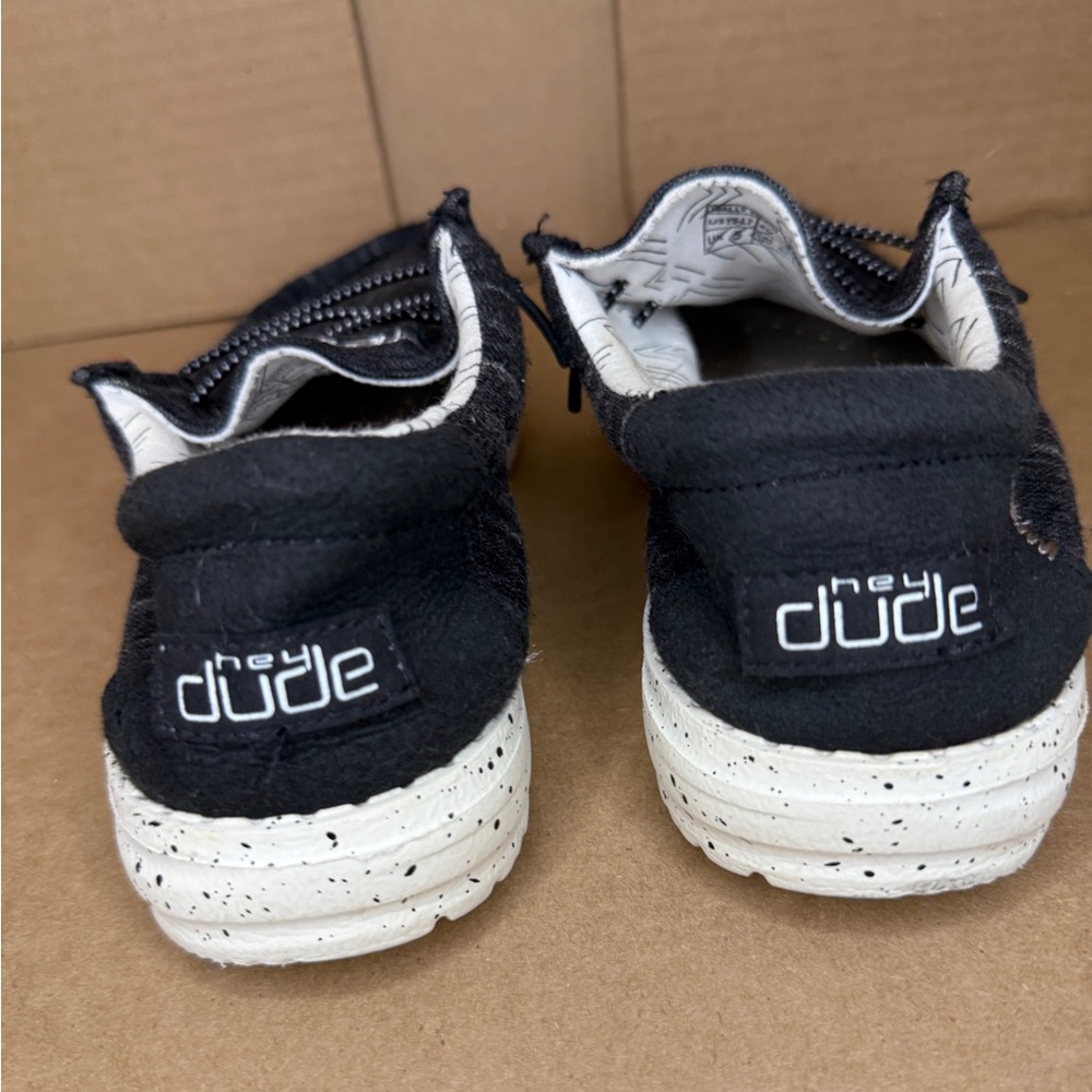 Hey Dude Wally Youth Stretch Black Marled Slip On Shoes Size 6/ ladies 7 - Picture 3 of 6